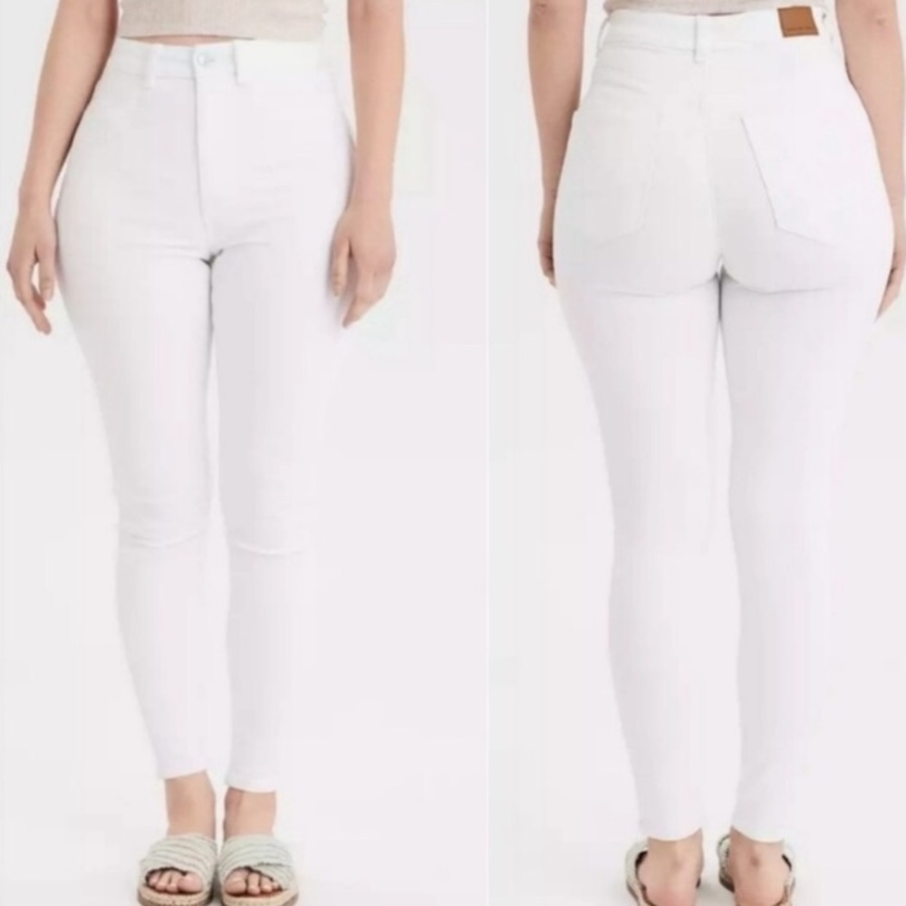 NWT White American eagle jeans
